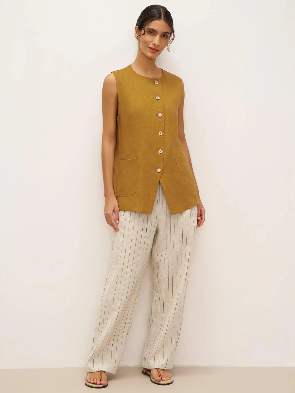 100% Linen Arc-Placket Button-Front Vest ELFRIDA