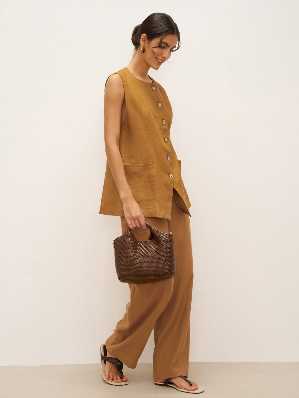 100% Linen Arc-Placket Button-Front Vest ELFRIDA