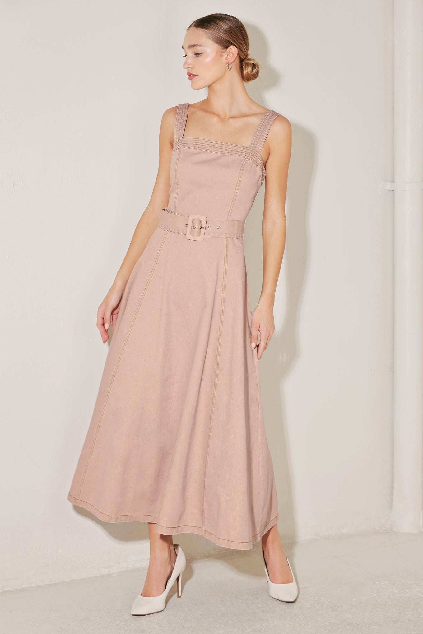 ELEVATED NEUTRAL BLUSH WOVEN MIDI DRESS